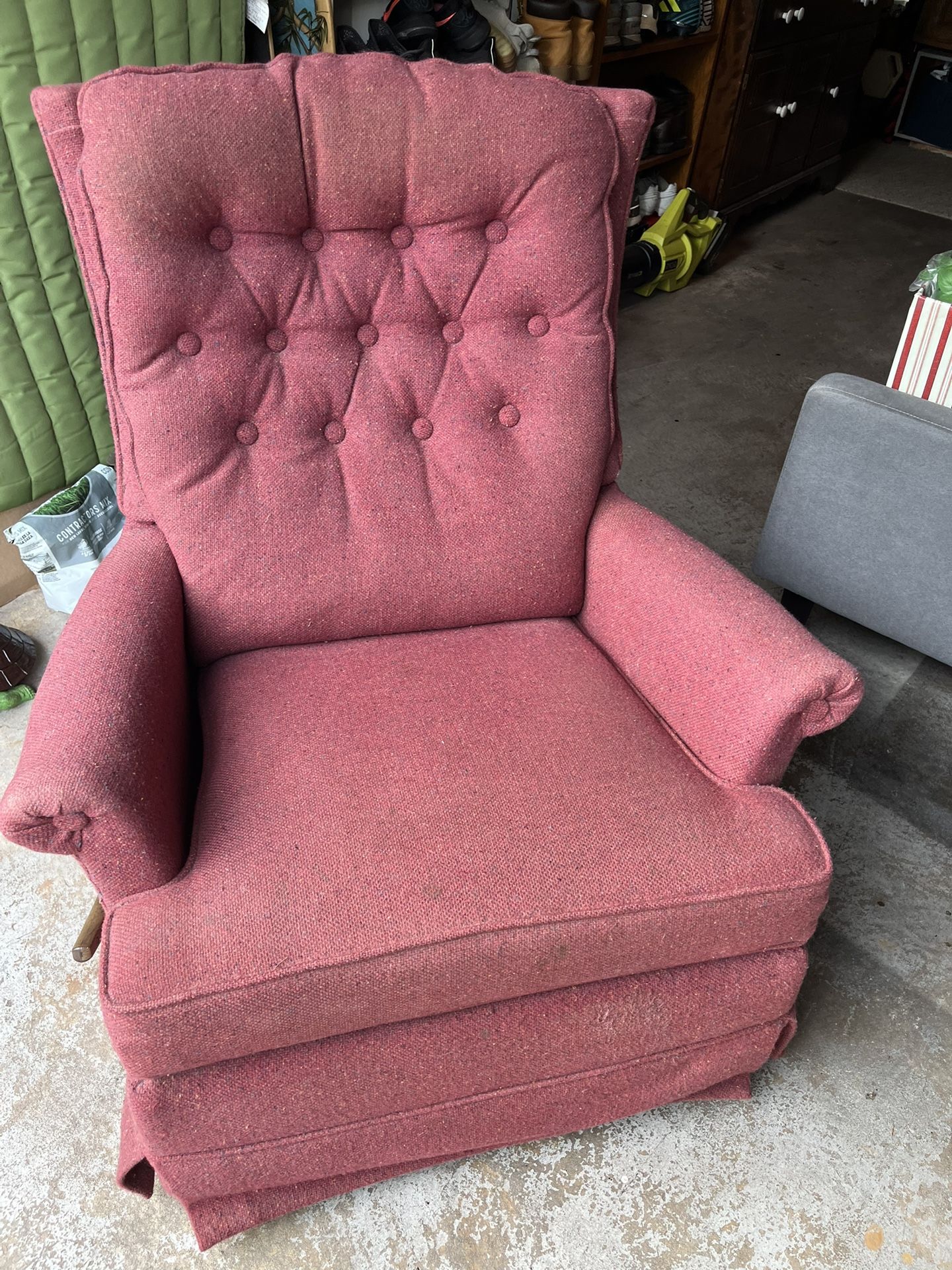 FREE - Maroon Recliner