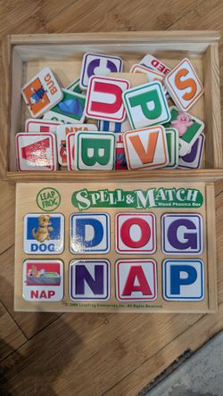 Leapfrog Spell And Match Wood Phonics Box