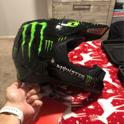 Monster Energy Gamma helmet (rare)