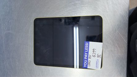 Apple I pad 10 gen A2757