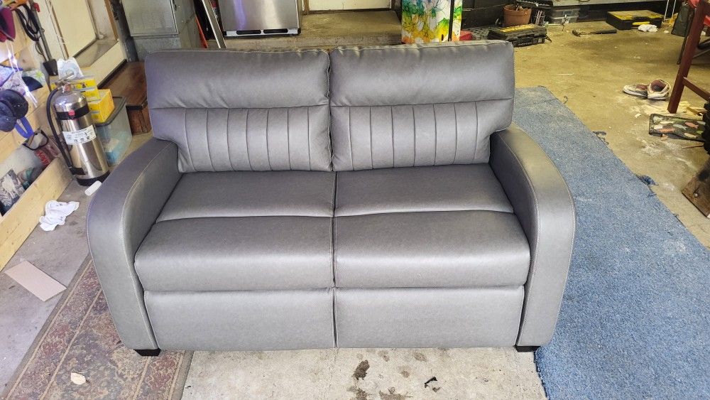 New r v couch that folds out