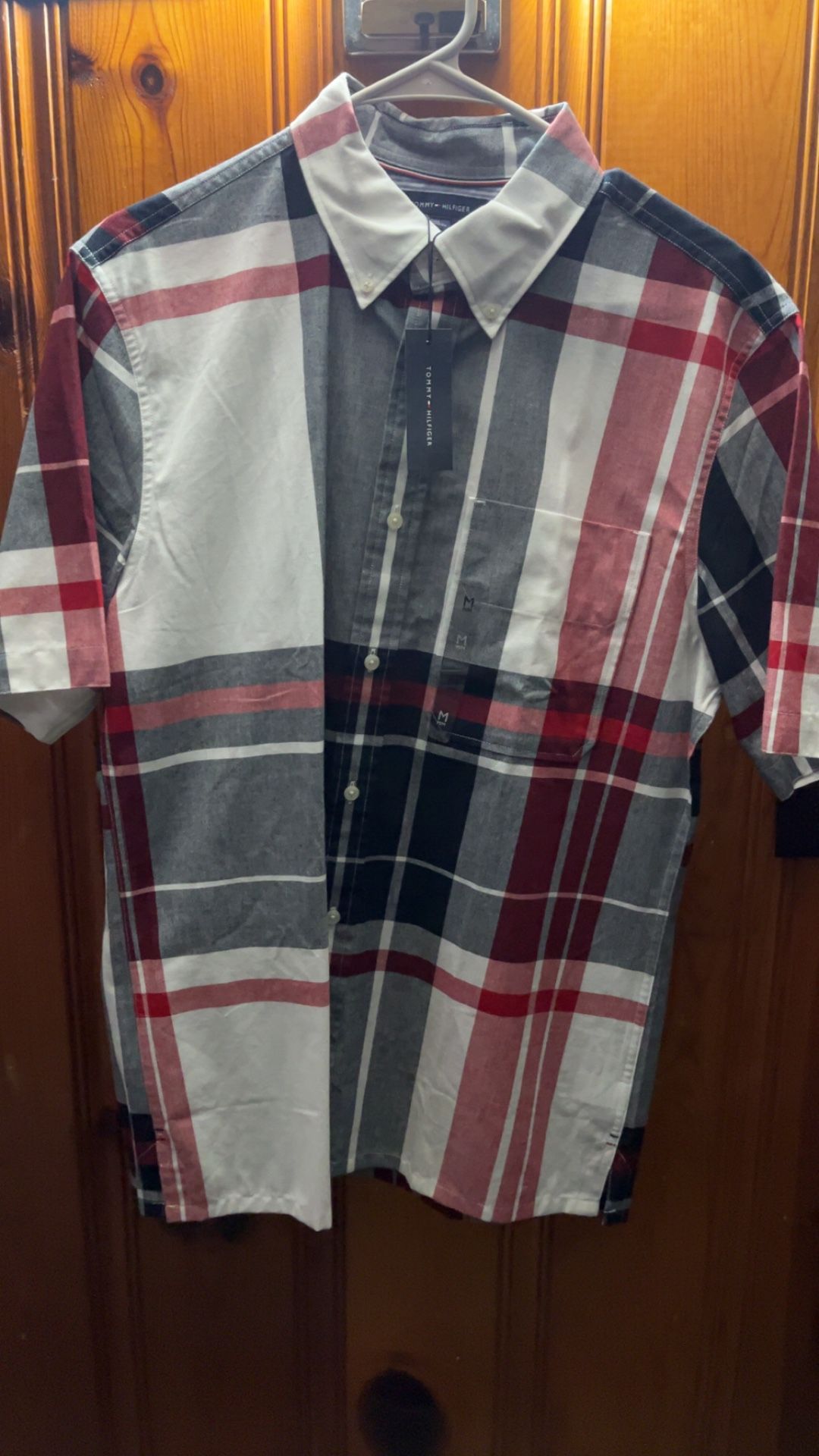 Tommy Hilfiger. Short sleeve button up .Size-Medium