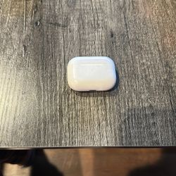 Apple AirPod Pros 4 Years Old