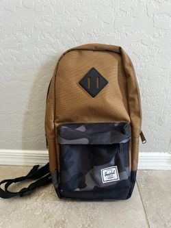 Hershel Shoulder Bag