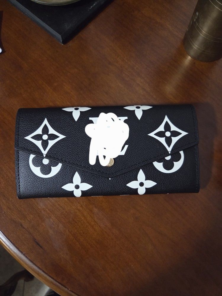 Luis Vbag Leather Black And White