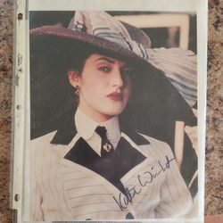 Titanic "Rose" Kate Winslet Autographed Photo Taken On Set