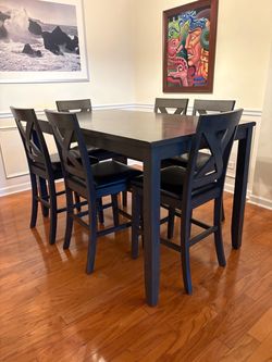 Dinning Table