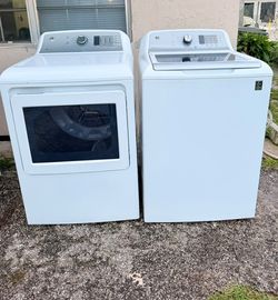 GE Washer and Dryer Set