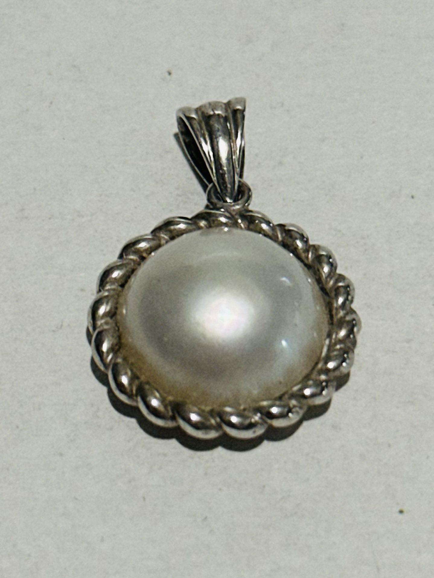 925 Sterling Silver Pearl Pendant