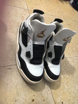 Platinum Metallic Gold Jordan 4s