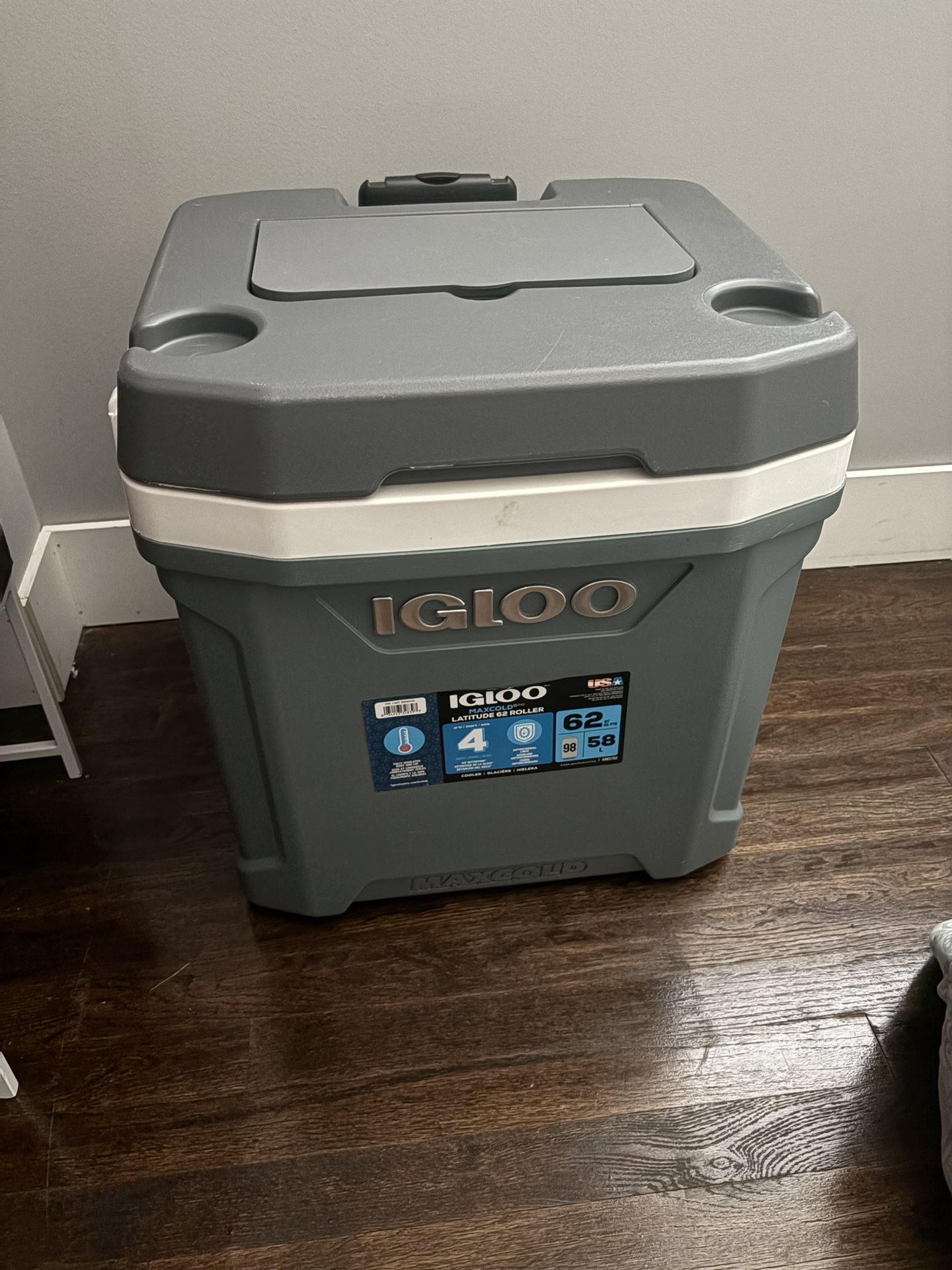 IGLOO Cooler