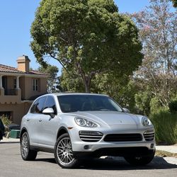 2012 Porsche Cayenne Loaded With All Options