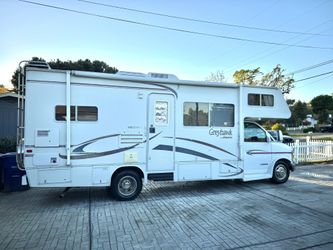 2003 Jayco Greyhawk on Chevrolet 3500 8.1 V8 Jayco Greyhawk