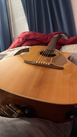 Fender -  Newporter acoustic electric