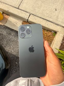 iPhone 14 Pro Max Unlocked