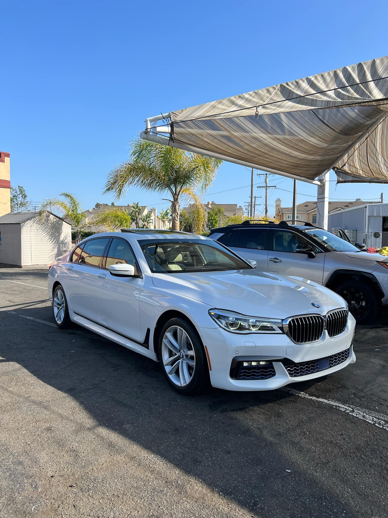 2016 BMW 750i