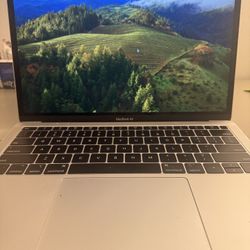 Apple MacBook Air  (2019)
