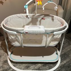 Fisher Price Bassinet 