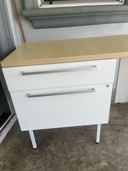 Desk  like new