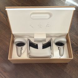 Meta Quest 2 VR Headset