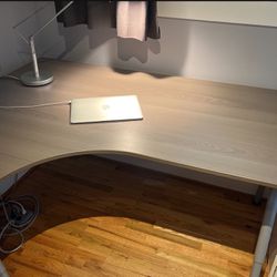 Corner Adjustable desk