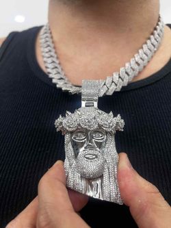Chain And Pendant