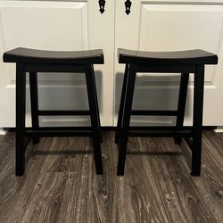 Set of 2 saddle seat bar stools