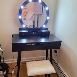Makeup Vanity 