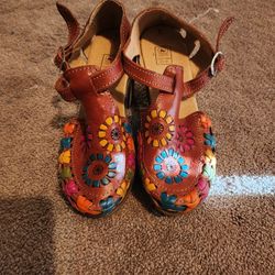 Mexican Heels Sandals Size 2 In Mexico 5 USA  In Good Condtion.