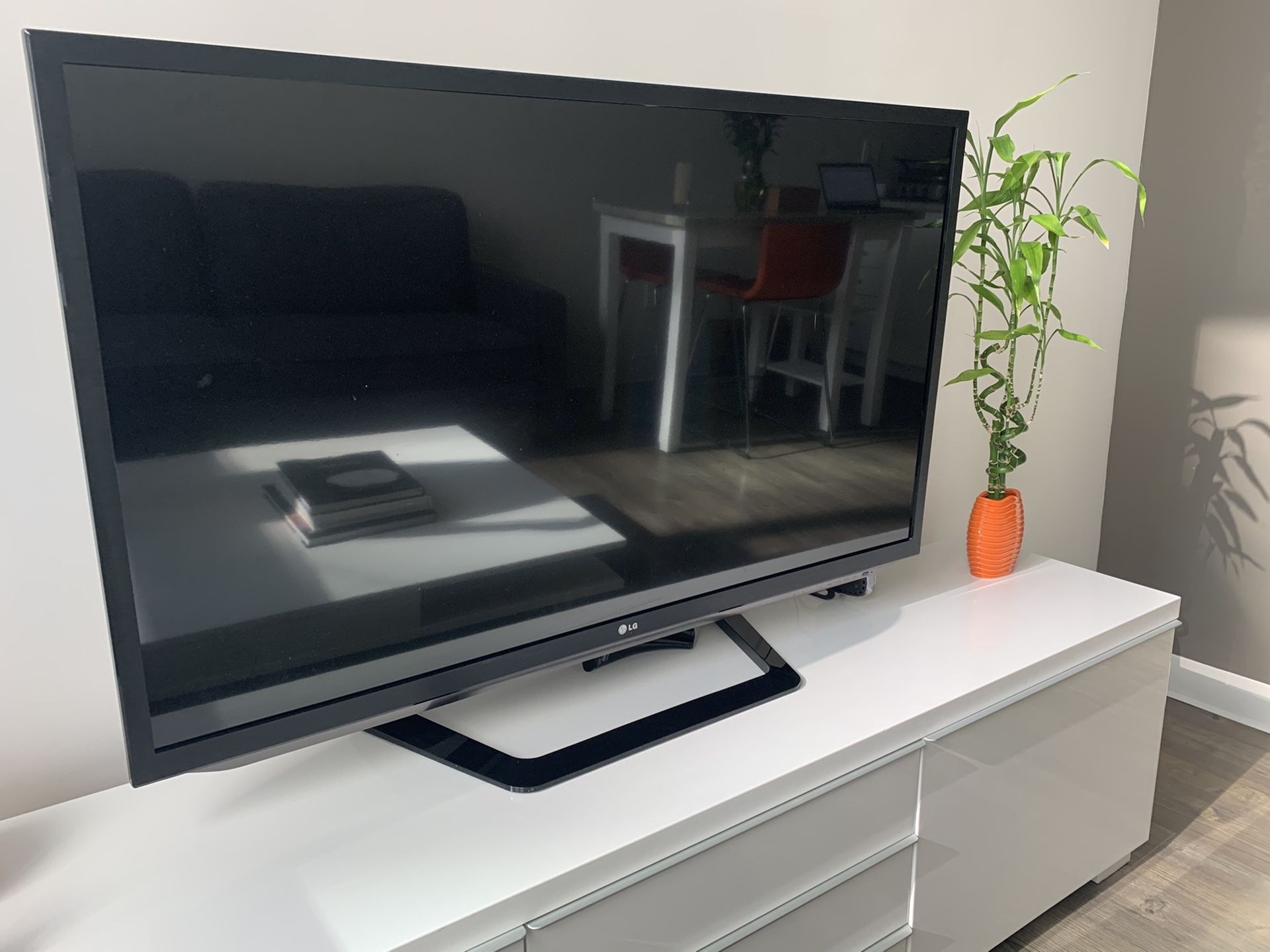 LG 55“ inch TV