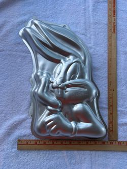 Wilton cake pans