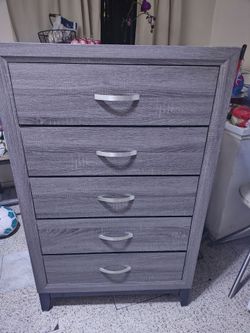 Dresser