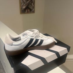 Brand New Adidas Sneakers -white/Black