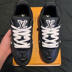 LV TRAINERS BLACK 