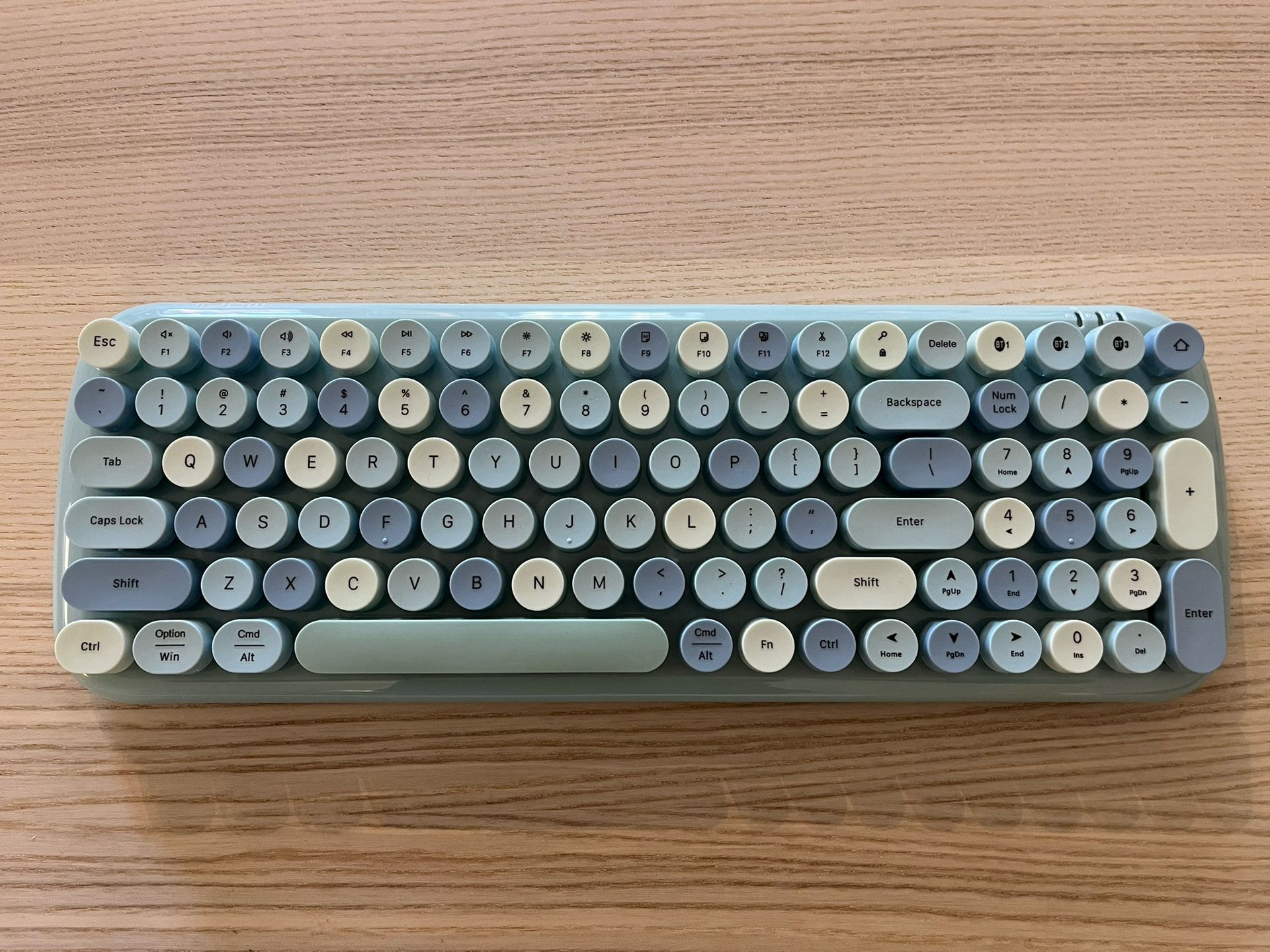 Typewriter Bluetooth Keyboard + Mousepad