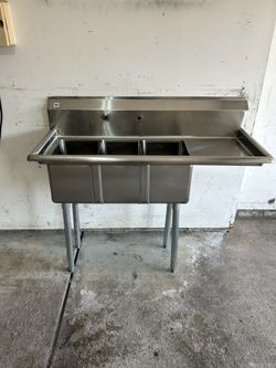 48x20 3 Compartment Stainless Steel Sink
