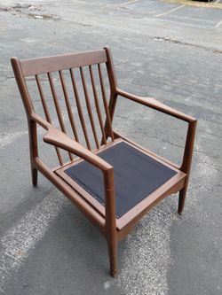 Vintage Authentic Mid Century" Blade Arm" Lounge Chair
