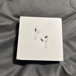 AirPods Gen 3 Pros