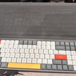 Nuphy Air V2 And Case