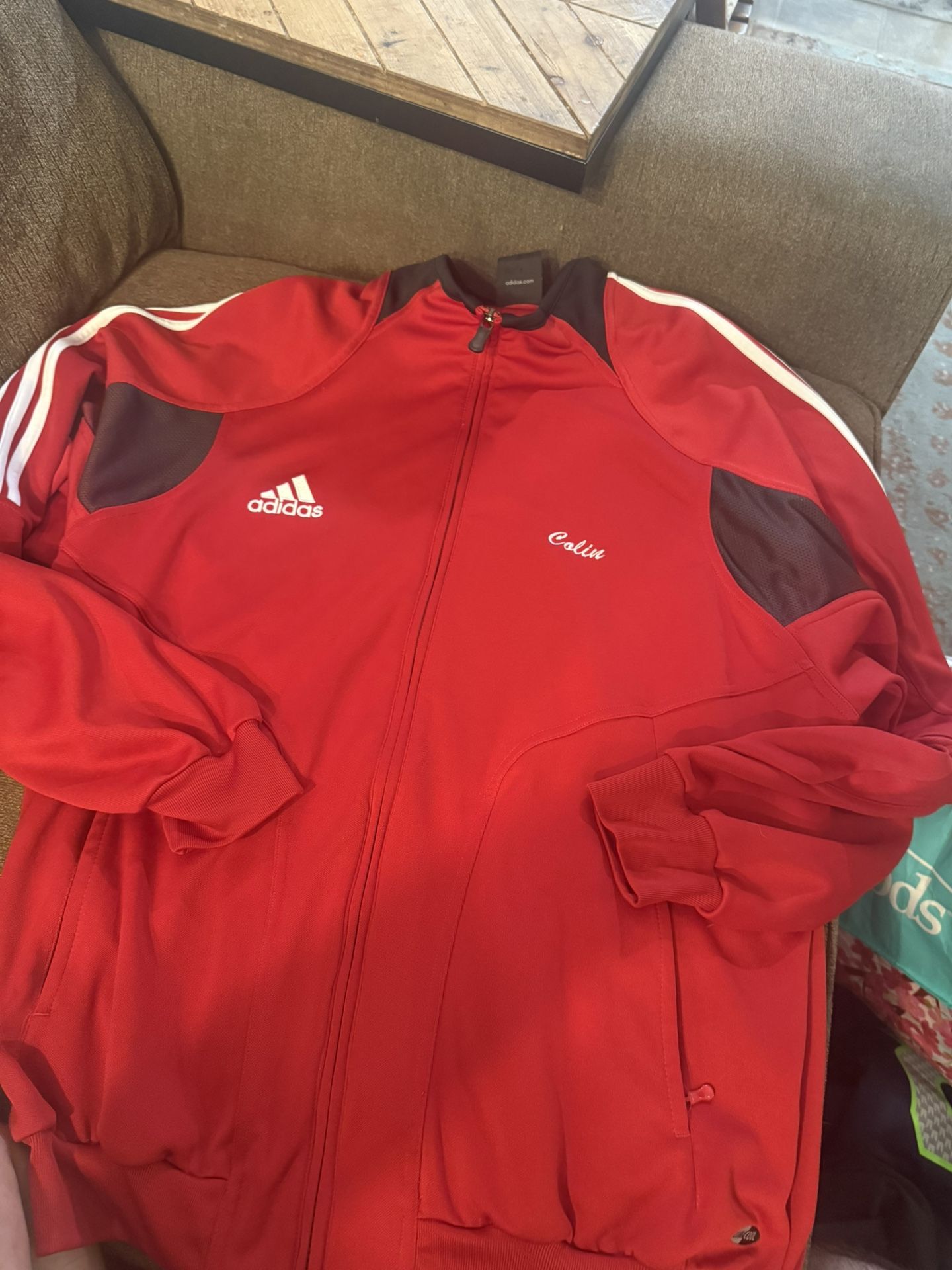 Adidas Sweater For Men Size L