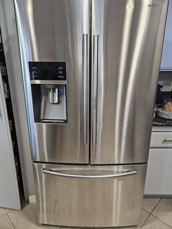 Samsung 28 cu. ft. Stainless Steel French Door Refrigerator – Food Showcase – Ice Maker Not Working