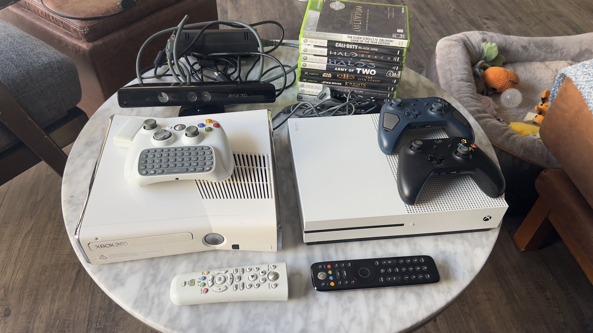 Xbox 360 & Xbox One S With Games, Controllers, Remotes, Kinect Camera, All Chords