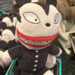 Disney Park Nightmare Before Christmas VAMPIRE SCARY TEDDY Shoulder Plush NWT