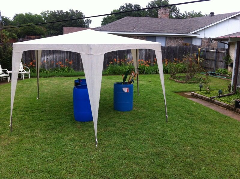 Fiskars Cool Shade Canopy (cabana tent)