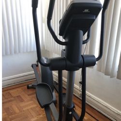 NordicTrack Space Saver Elliptical E5v1!!