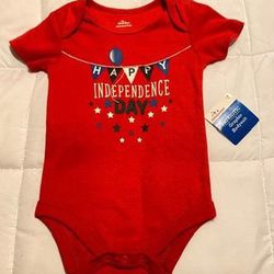 “Happy Independence Day” Patriotic 4th of July Onesie size 12months NWT