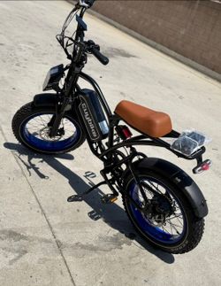 S4 Long Range Moped-Style Electric Bike 28mph