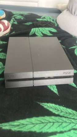 Sony PlayStation 4 Console