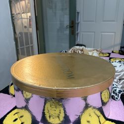 Sun hats comes with hat box