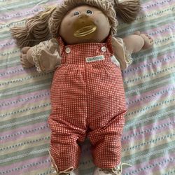 Original Cabbage Patch With All Original Clothes N Pacifier